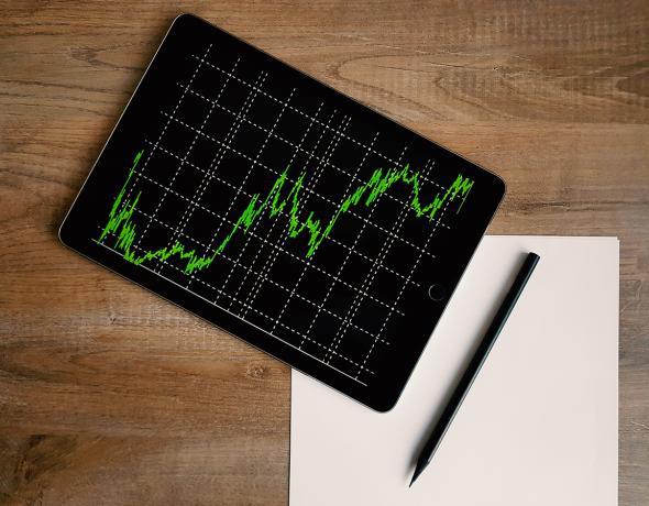 Tablet: Graphic Dashboard