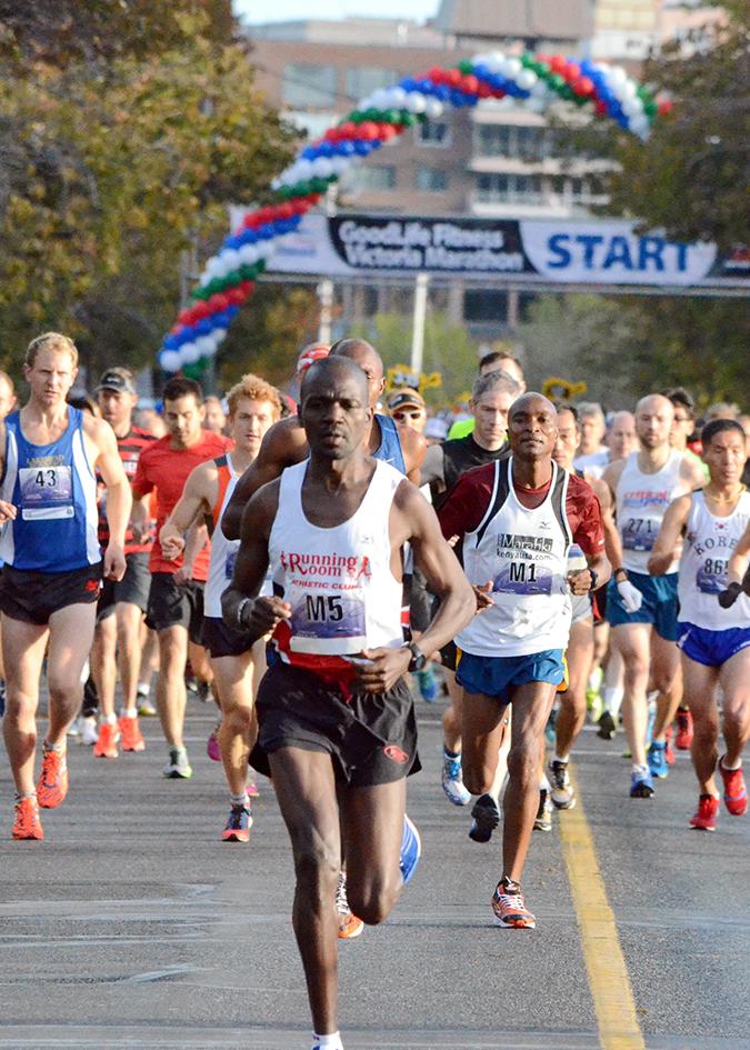 Runners begin the Royal Victoria Marathon in Victoria, BC